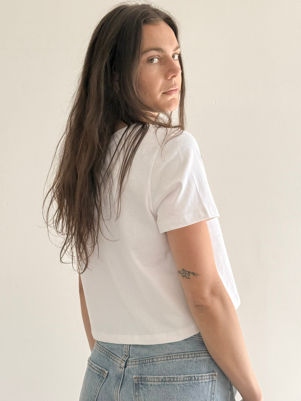 EMILY Everyday Crop Tee
